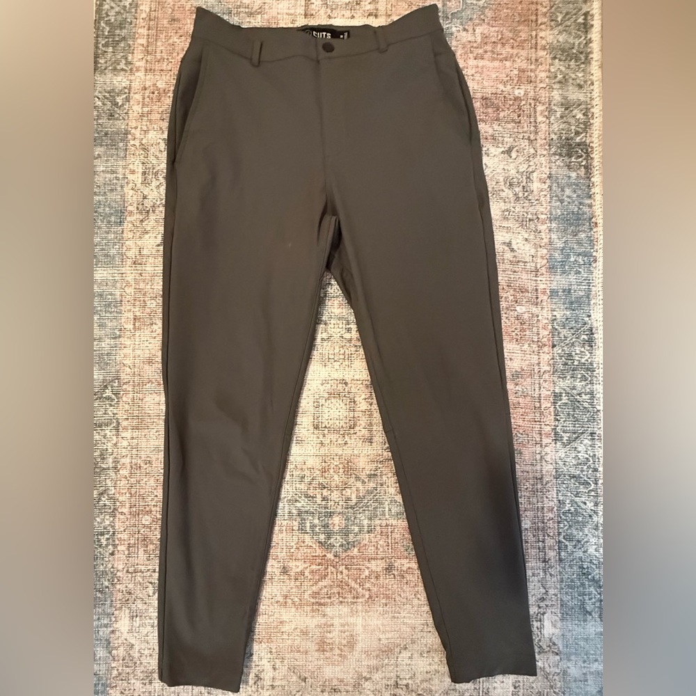 Men’s CUTS AO Joggers - Size M - Color = Dark Pine